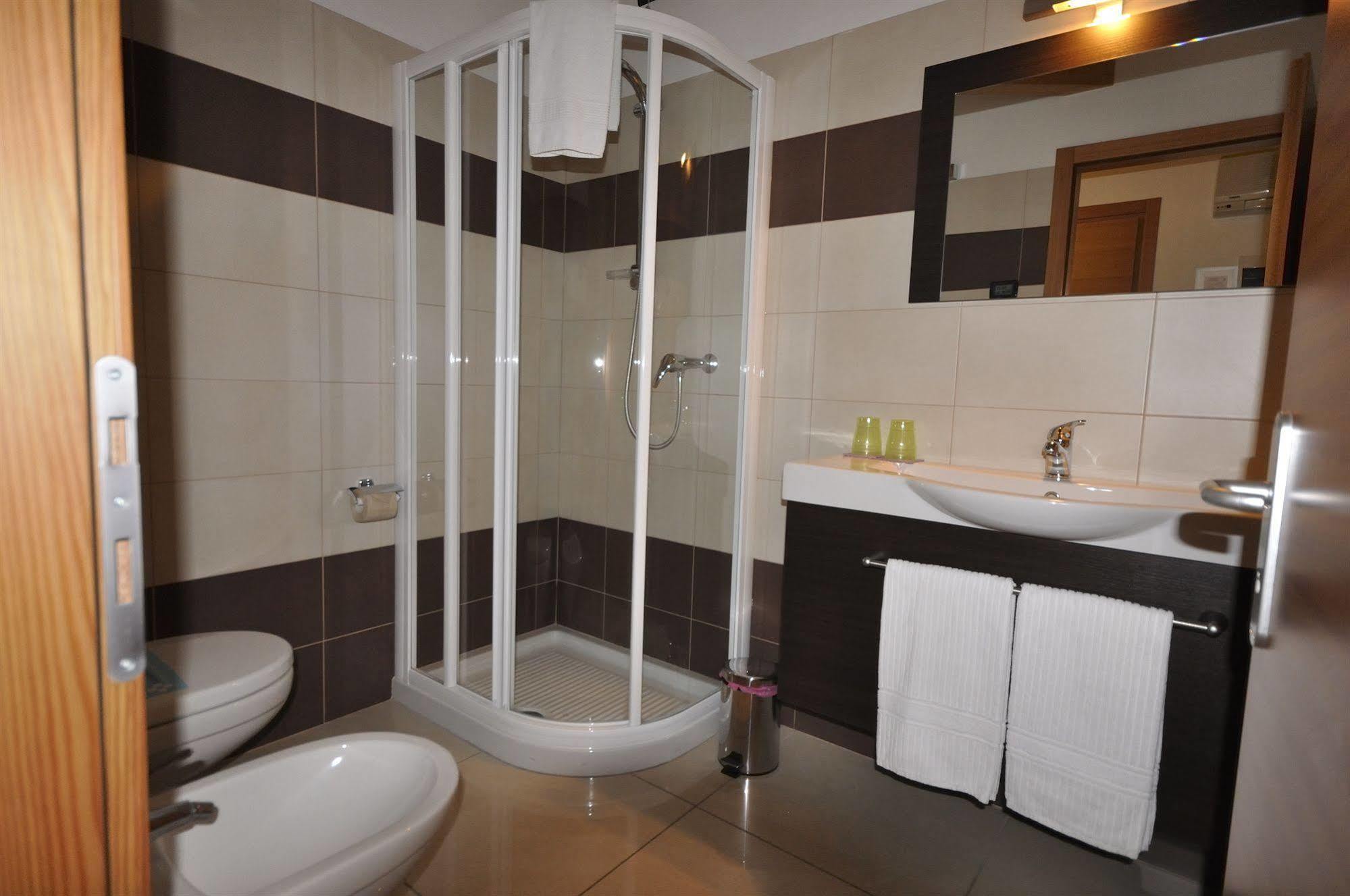Villa Cameras Room And Breakfast Mori Exterior photo